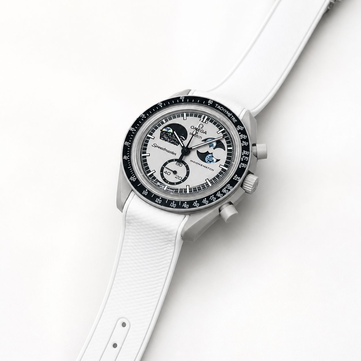 Luxury Moonphase Chronograph Men's Watch With Premium Silicone Strap – Multicolor Edition